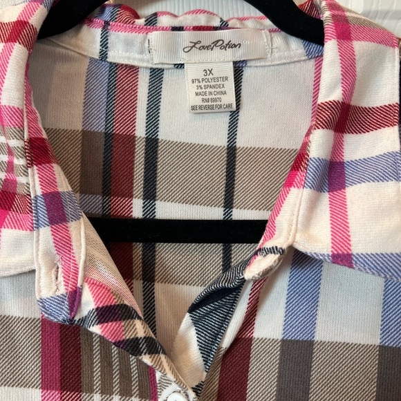Women’s 3X plaid long sleeve top - Picture 3 of 3